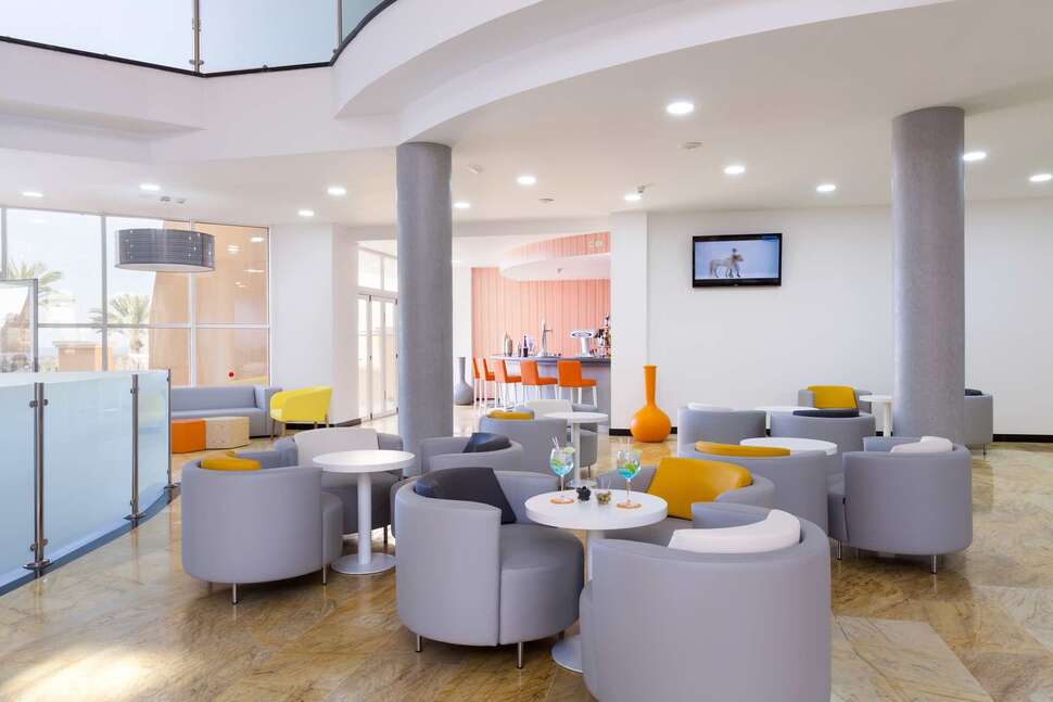 Een foto van het interieur van Chatur Playa Real Resort