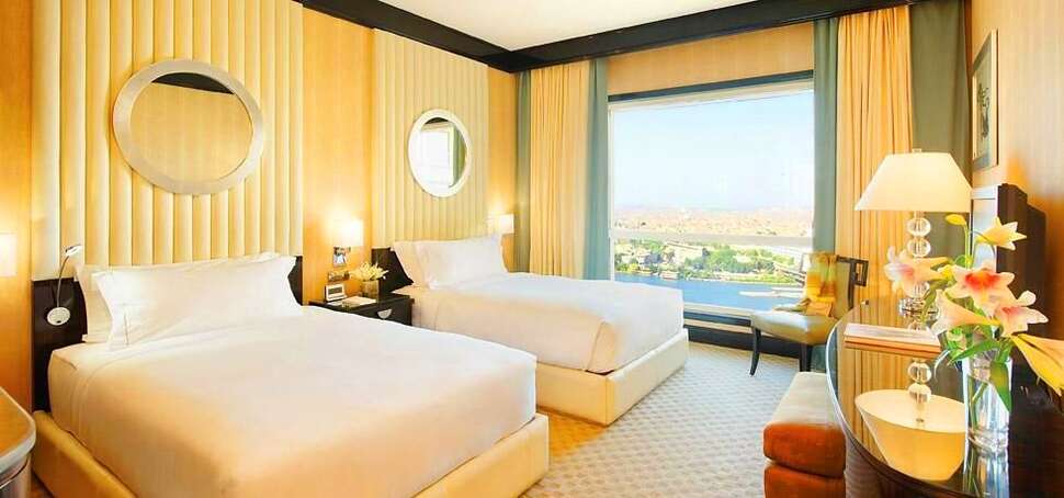 Ein Foto Fairmont Nile City Cairo