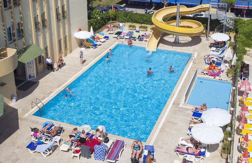 Ein Foto vom Pool im Kleopatra Beach