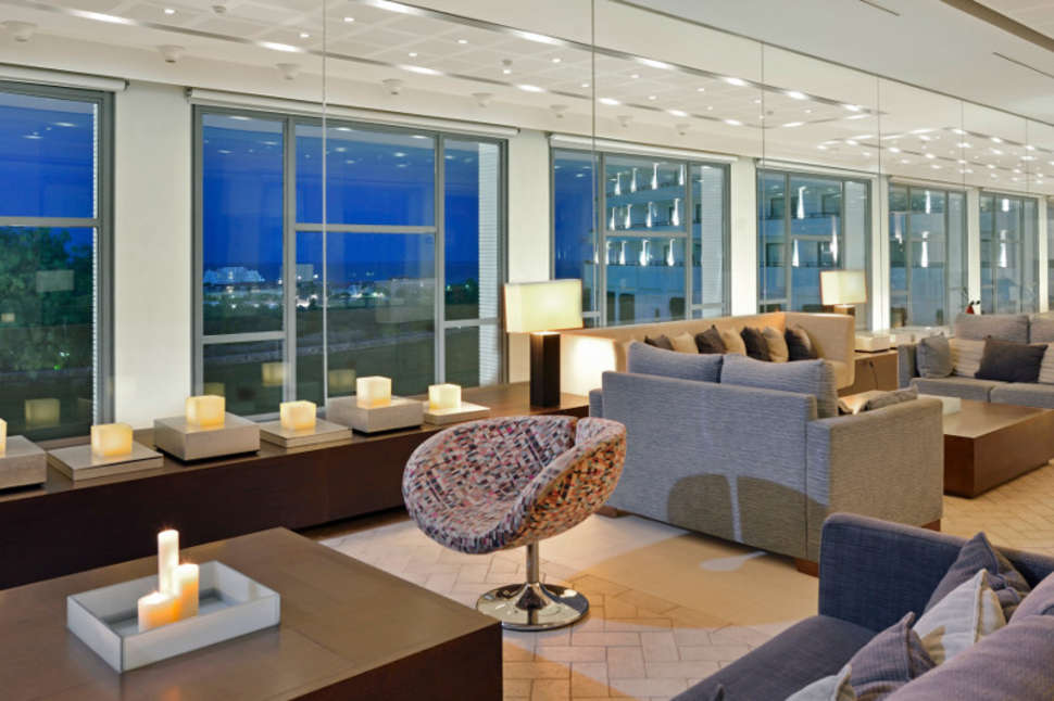 Een foto van het interieur van Eurostars Sitges