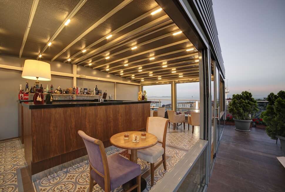 Ein Foto Almina Hotel