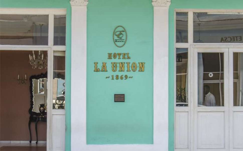Ein Foto von der Außenansicht des La Union Hotel