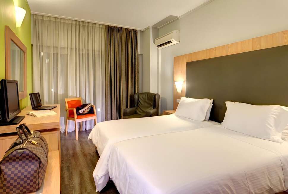 Een foto van Polis Grand Hotel