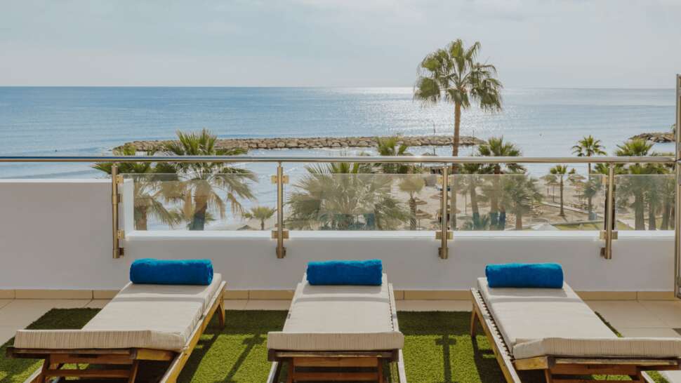 Ein Foto The Golden Bay Beach Hotel