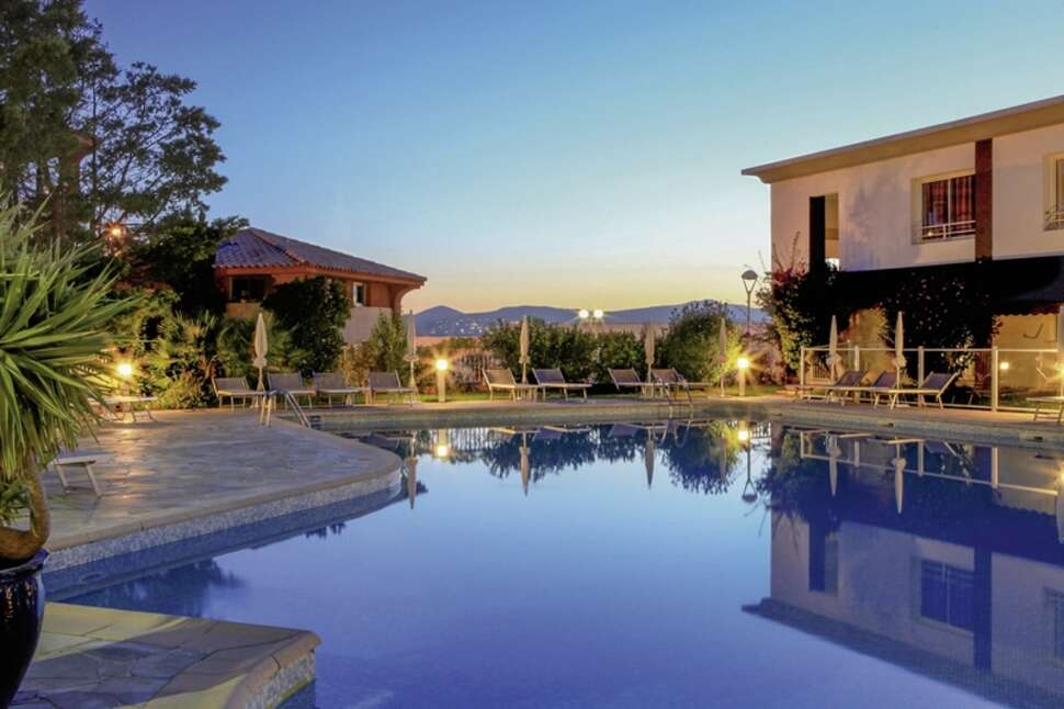 Ein Foto vom Pool im Best Western Plus Hotel La Marina