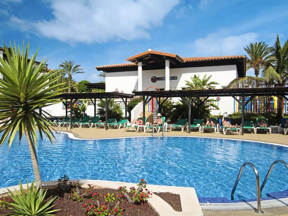 Een foto van het zwembad bij Magic Life Fuerteventura