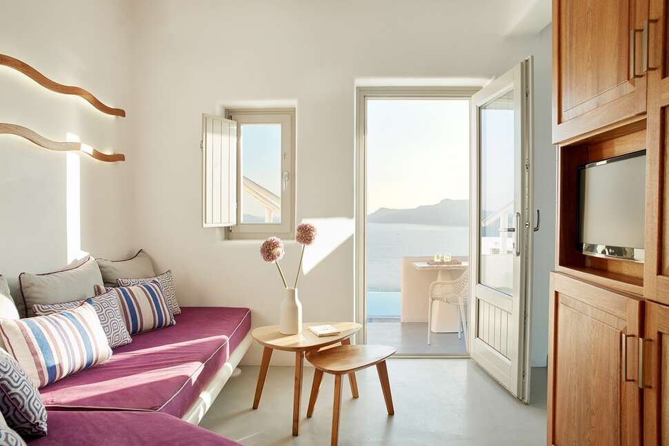 Een foto van La Perla Villas & Suites
