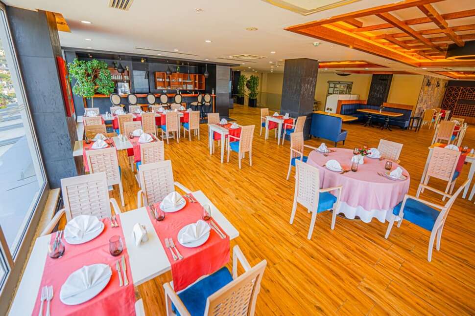 Een foto van Ramada Hotel & Suites by Wyndham Kusadasi