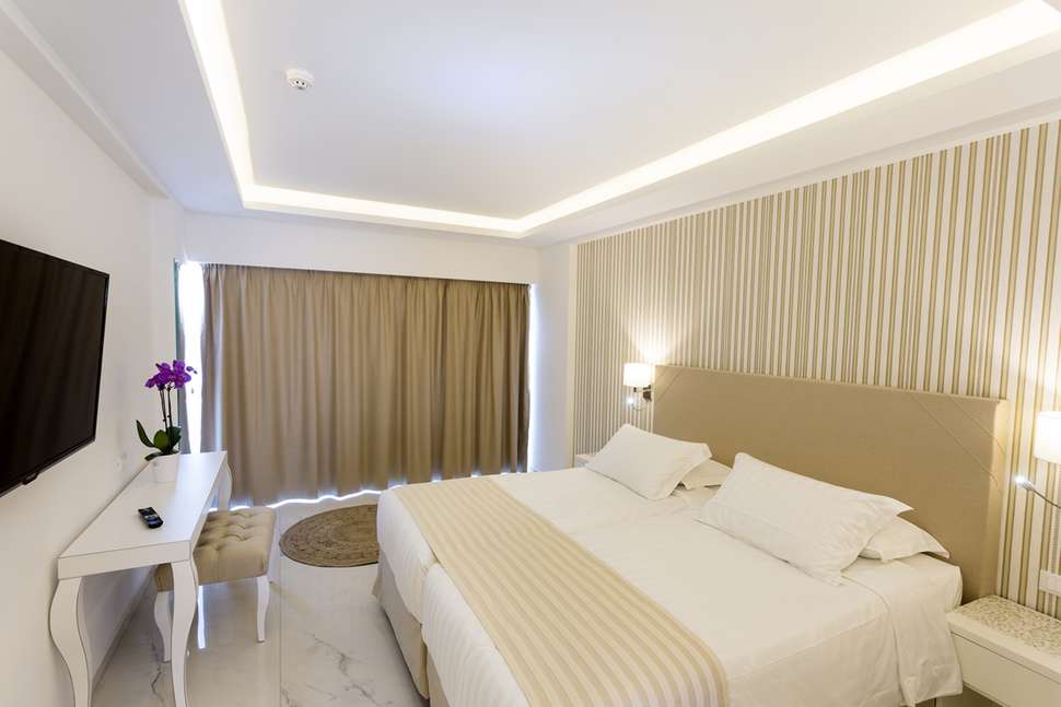Ein Foto Hotel Ibiscus Corfu