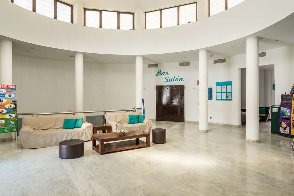 Een foto van het interieur van Blue Sea Costa Teguise Gardens