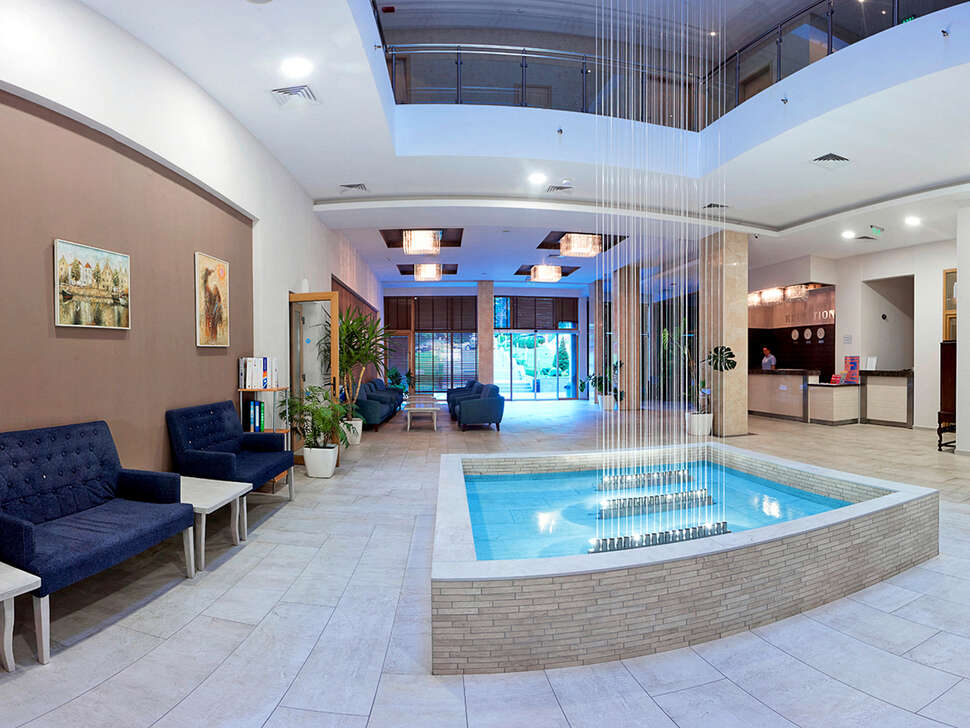 Ein Foto Slavey Hotel