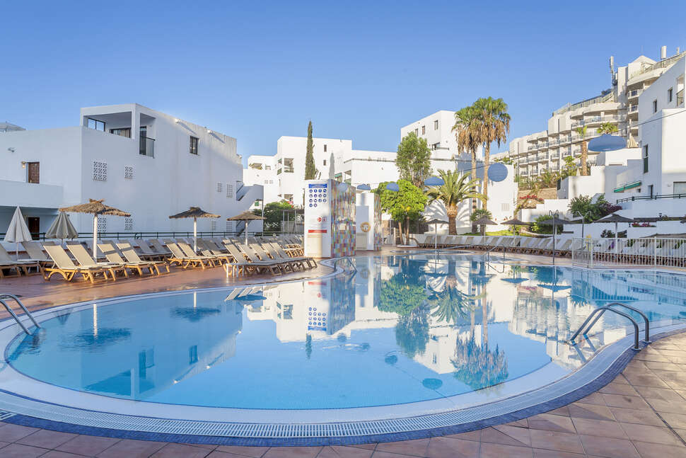 Een foto van het zwembad bij Hilton Grand Vacations Sunset Bay Club