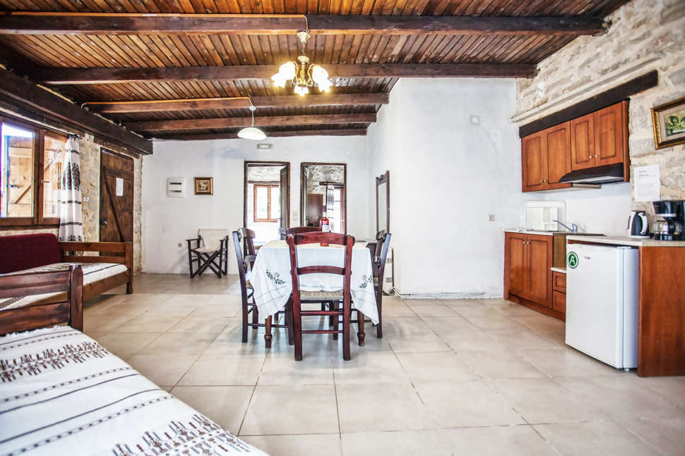 Ein Foto Stone Village Petrino Horio