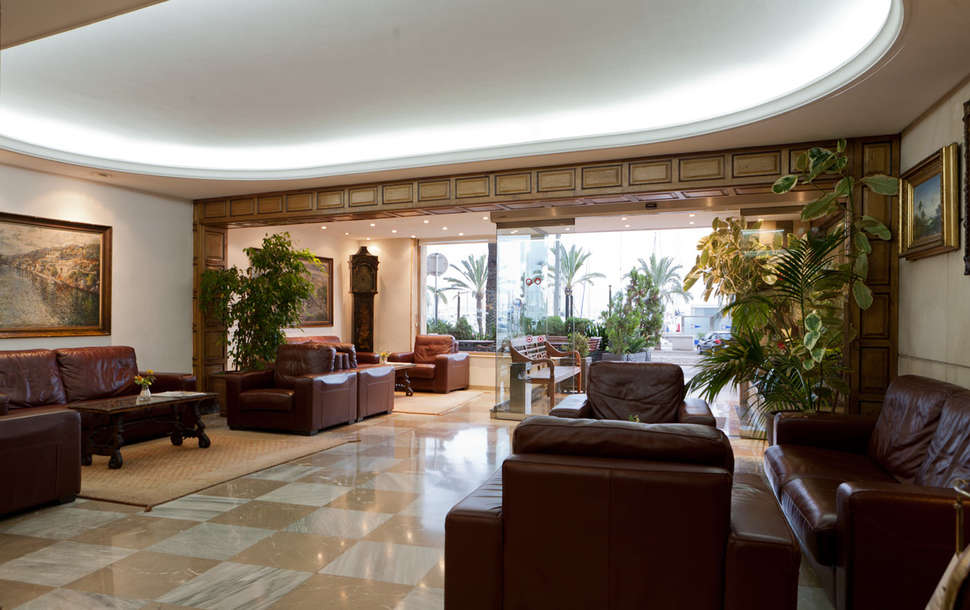 Een foto van het interieur van Hotel Mirador