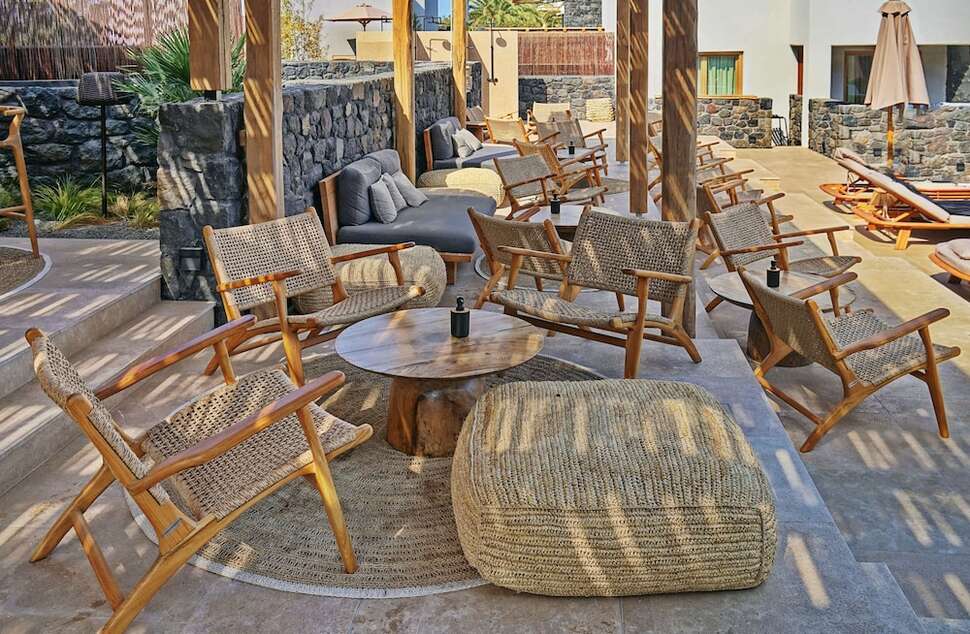 Ein Foto von der Terrasse im Raddison Blu Zaffron Resort