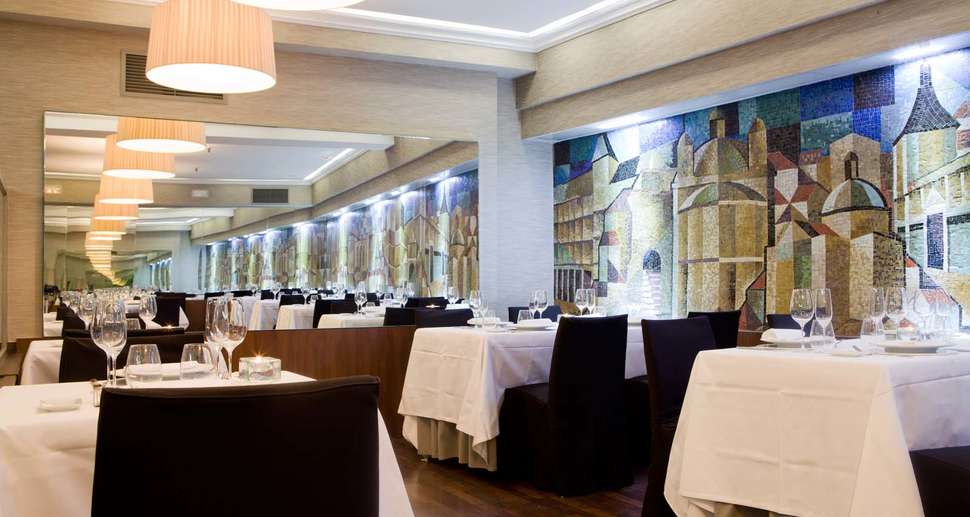 Een foto van de faciliteiten bij Hotel Ópera