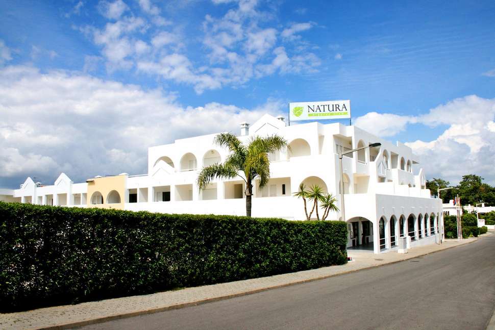 Een foto van de buitenkant van Appartementen Natura Algarve Club