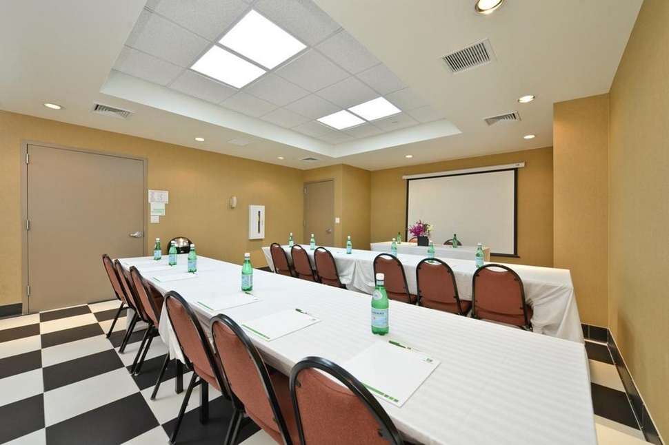 Ein Foto Holiday Inn New York Lower East Side