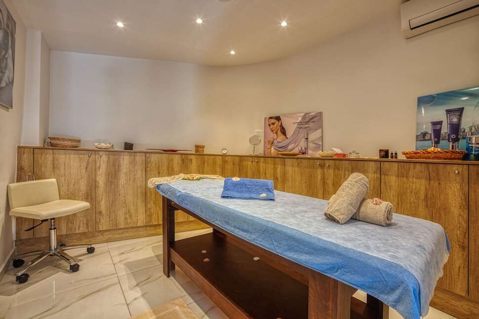 Een foto van de faciliteiten bij Elounda Water Park Residence Hotel