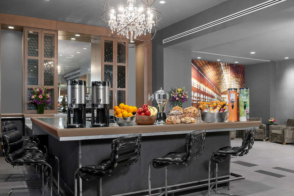 Een foto van The Manhattan at Times Square Hotel