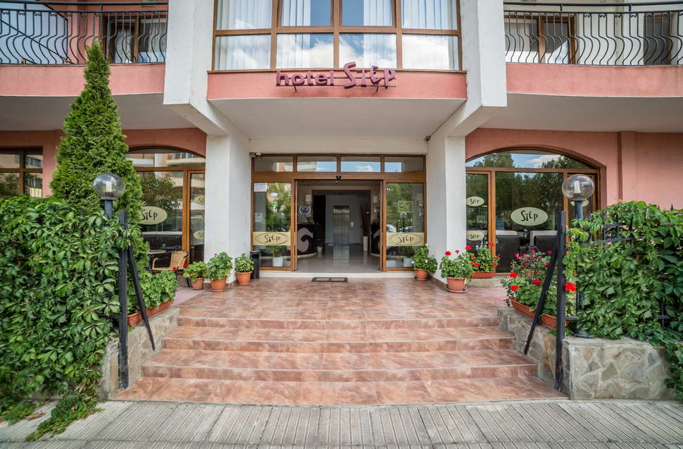 Ein Foto Step Hotel