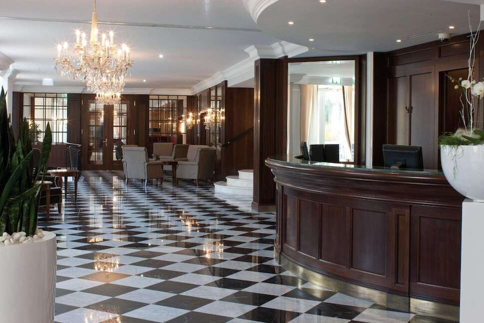 Een foto van het interieur van Austria Trend Parkhotel Schonbrunn