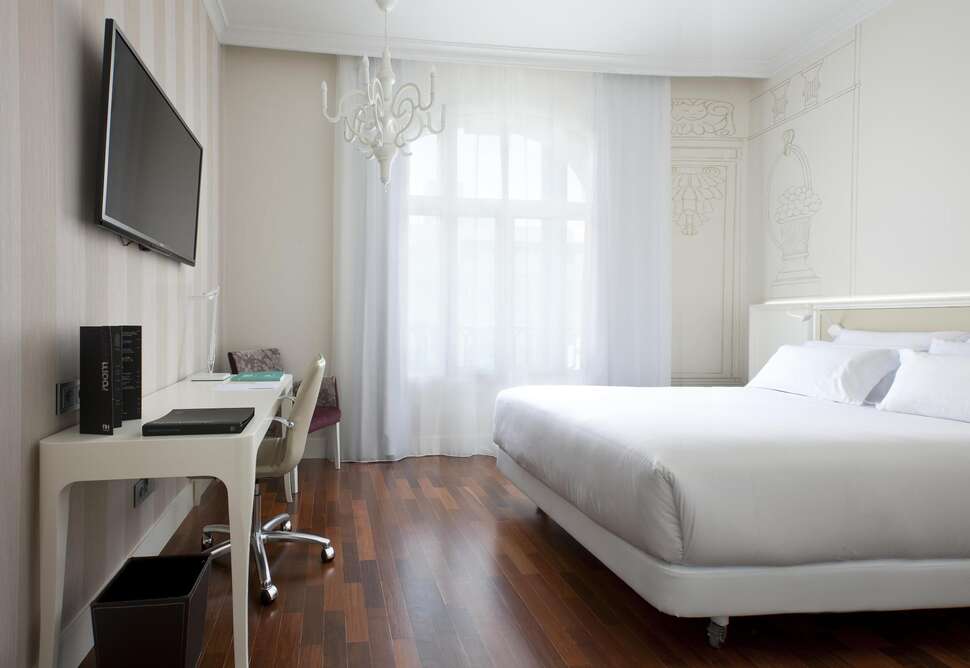 Een foto van NH Collection Madrid Abascal