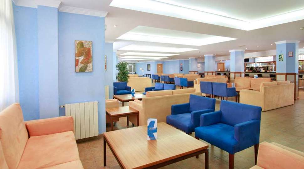 Een foto van het interieur van Hotel Alba Beach