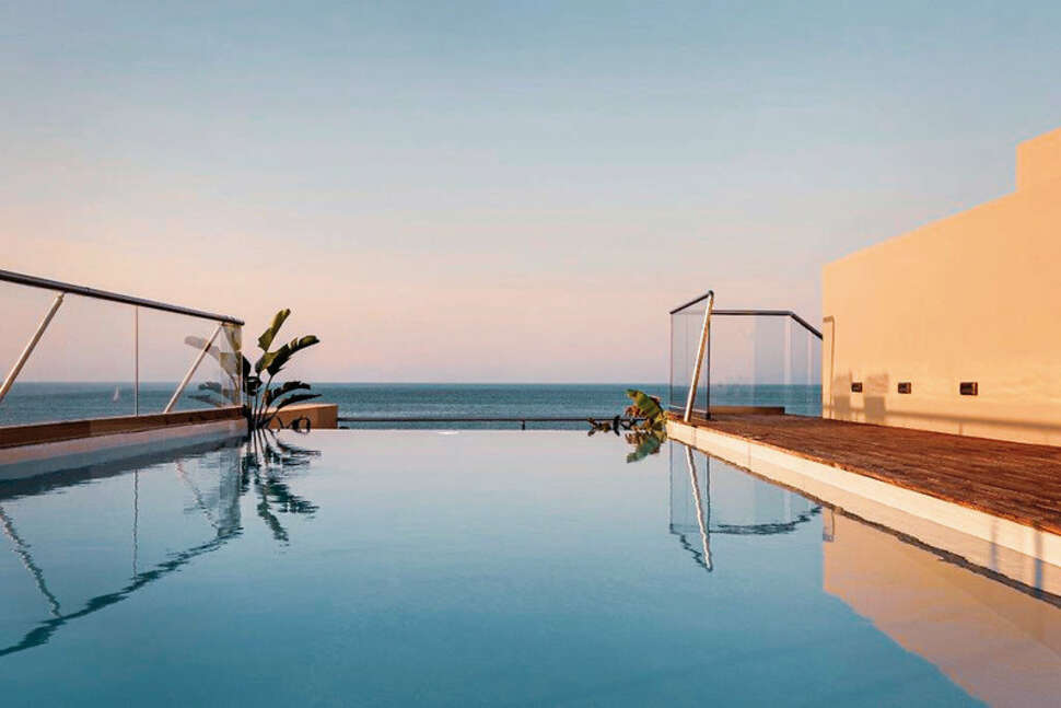 Ein Foto Cook's Club City Beach Rhodes Greece