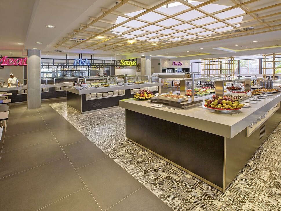 Een foto van de faciliteiten bij Abora Continental by Lopesan Hotels