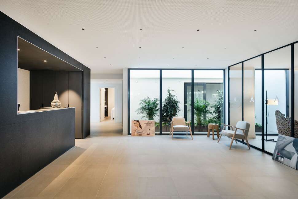 Een foto van het interieur van Aqua Hotel Silhouette & Spa