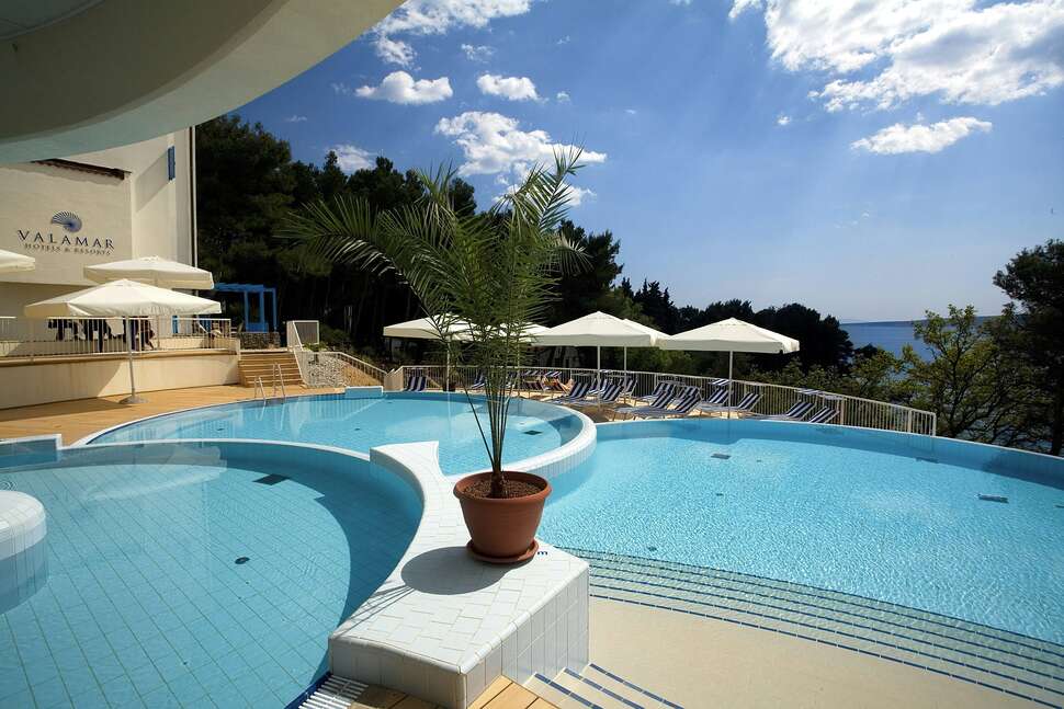 Een foto van het zwembad bij Krk Sunny Hotel