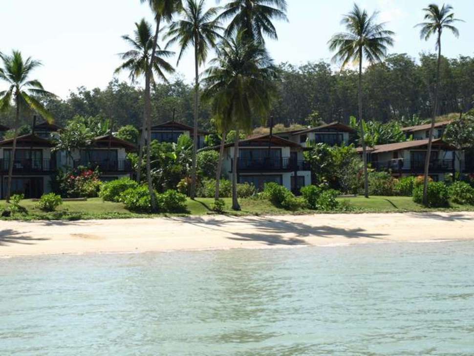 Een foto van The Village Coconut Island
