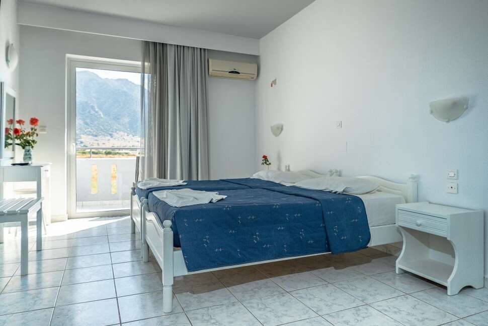 Een foto van Evripides Village Beach Hotel