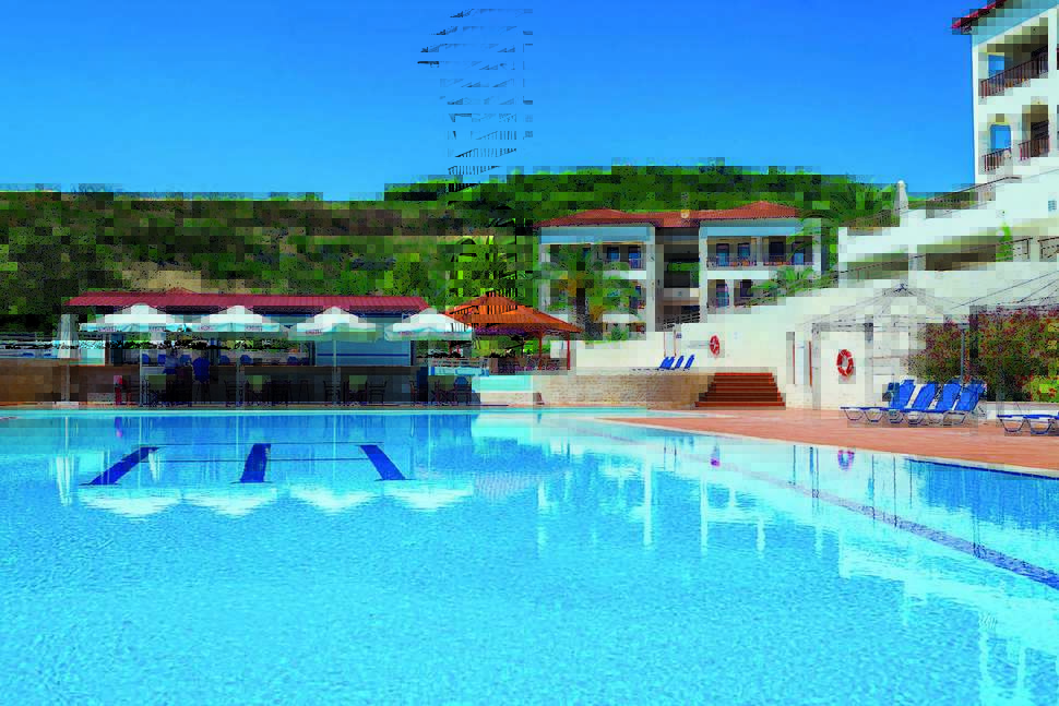 Een foto van het zwembad bij Xenios Theoxenia Hotel