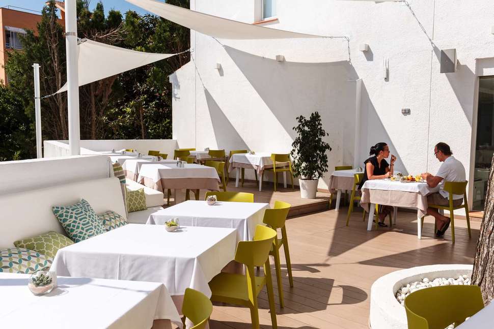 Een foto van R2 Bahia Cala Ratjada Design Hotel