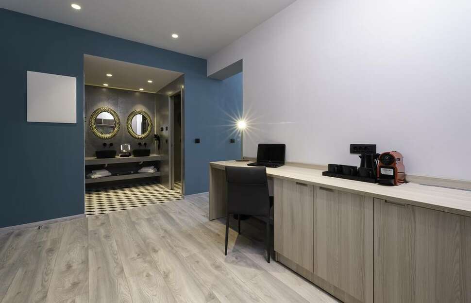 Een foto van Lagomandra Beach Hotel & Suites