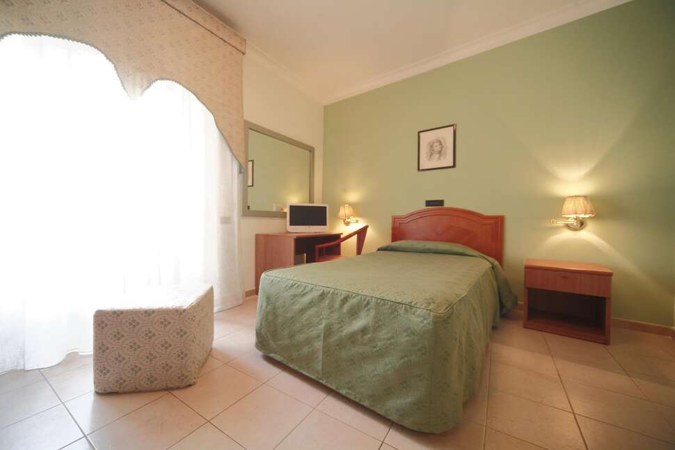 Een foto van Hotel La Pace Napoli