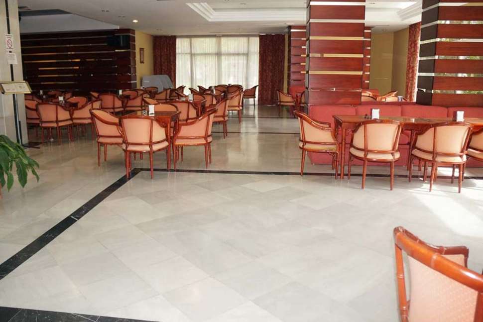 Een foto van het interieur van Aparthotel Monarque Sultan