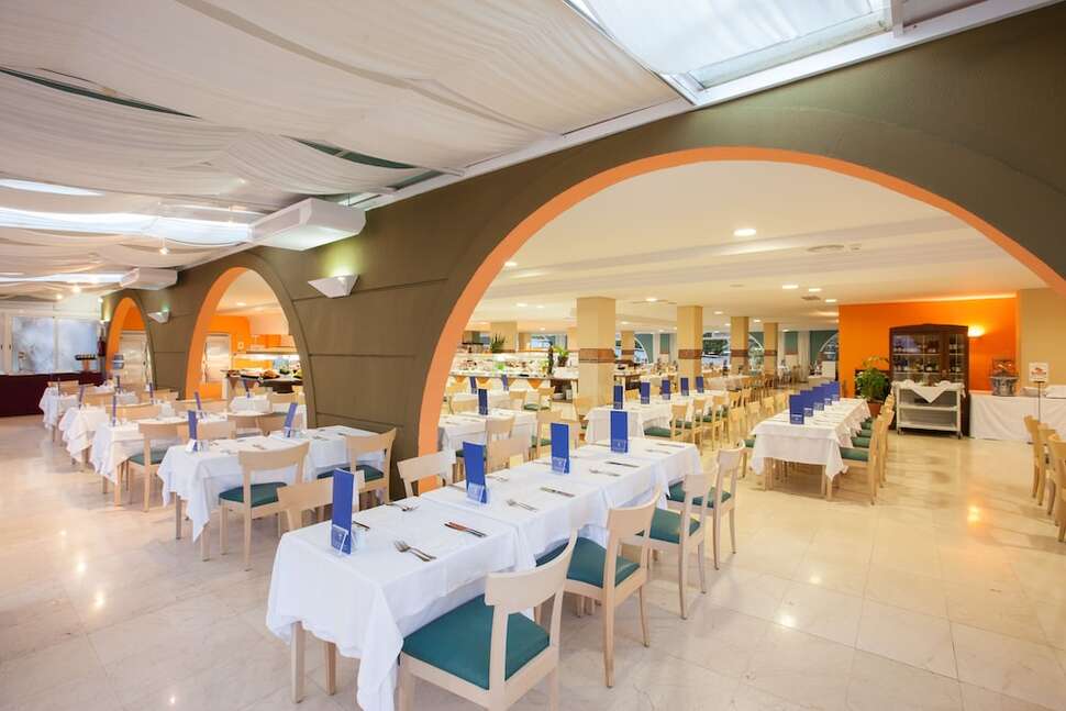 Een foto van de faciliteiten bij IFA Altamarena Hotel