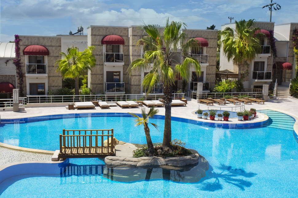 Ein Foto vom Pool im Bodrium Hotel & Spa