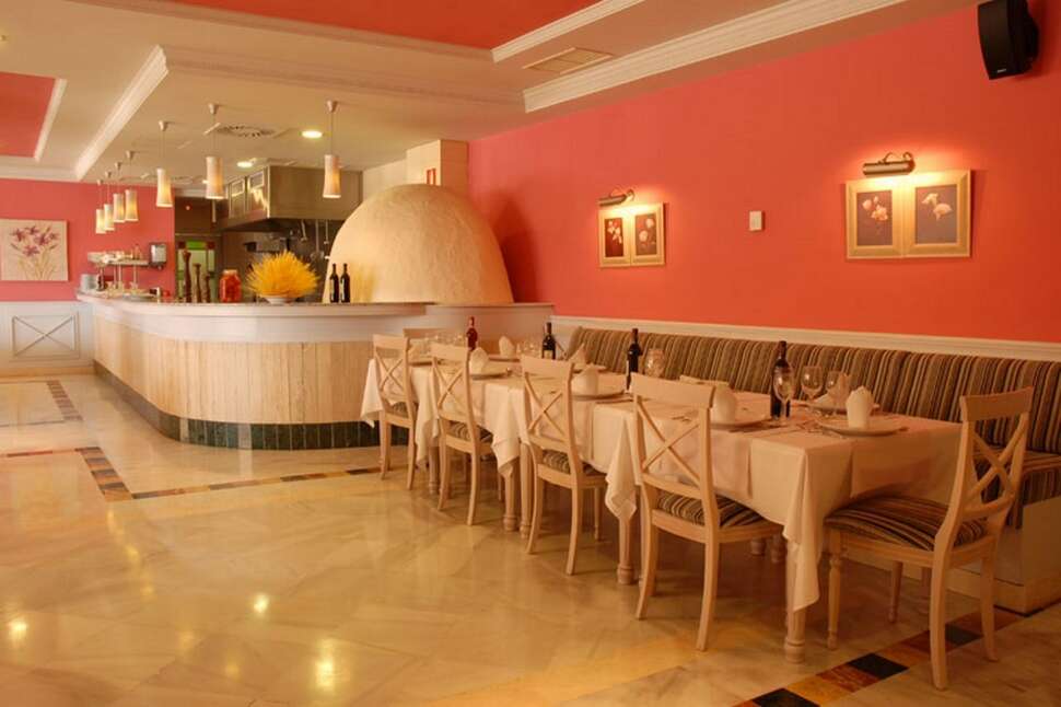 Een foto van Holiday World Village Hotel