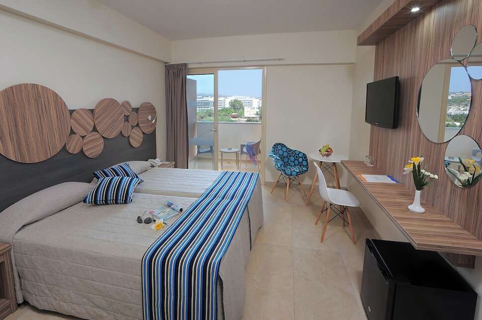 Ein Foto Hotel Nelia Beach