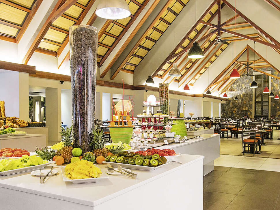Een foto van de faciliteiten bij Crystals Beach Resort Belle Mare