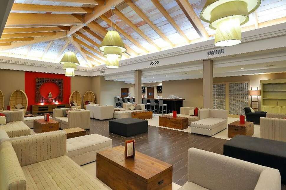 Ein Foto vom Innenbereich im Vincci Costa Golf
