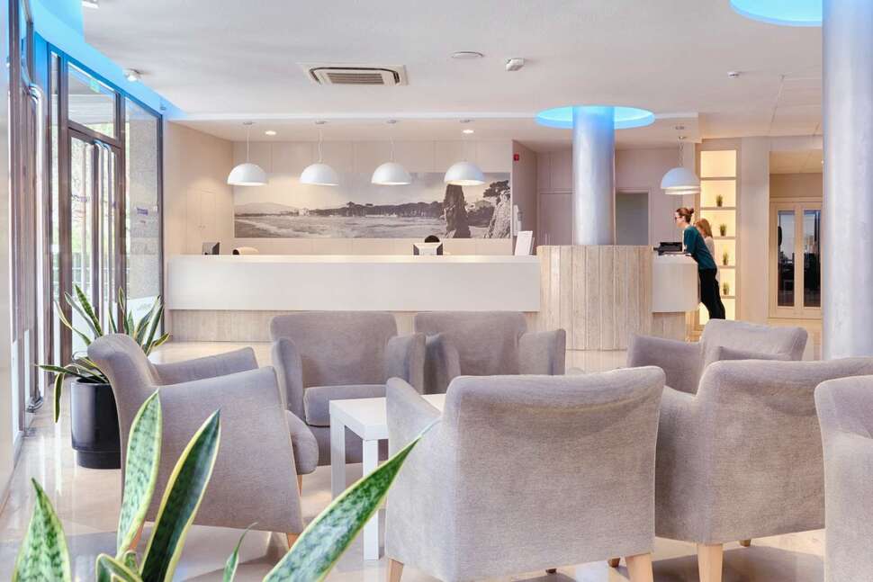 Een foto van het interieur van Hotel Monterrey
