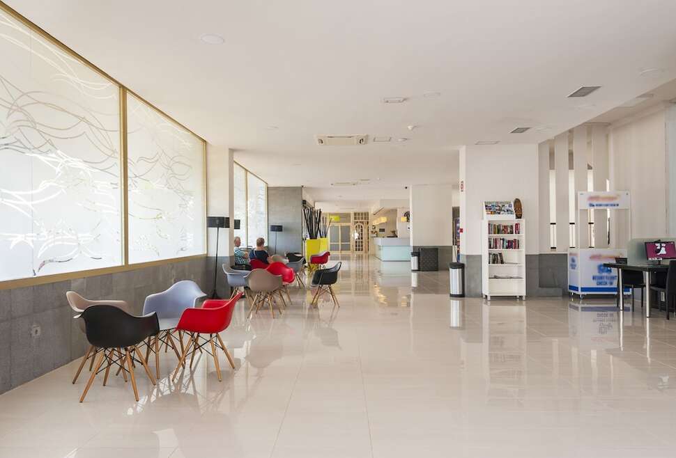 Een foto van het interieur van Aparthotel Kn Columbus