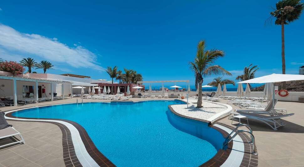 Een foto van het zwembad bij Fuerteventura Princess