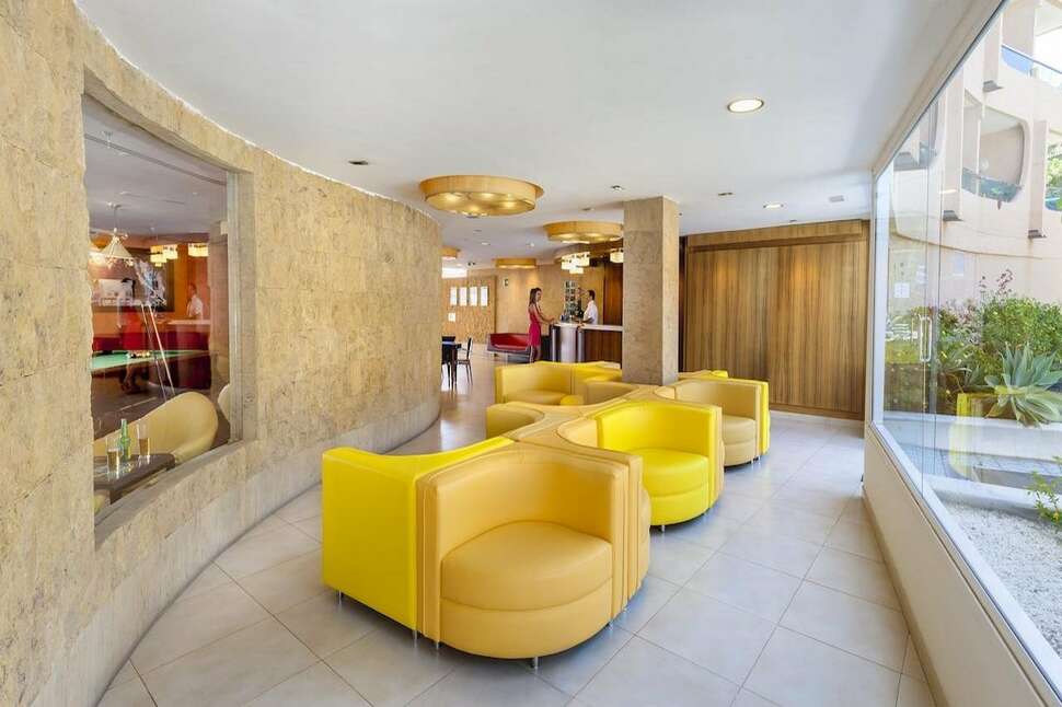 Een foto van het interieur van MUR Appartementen Buenos Aires