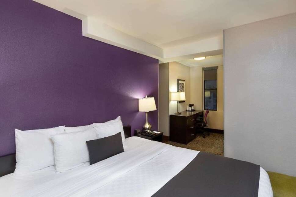 Een foto van La Quinta Inn & Suites by Wyndham New York City Central Park